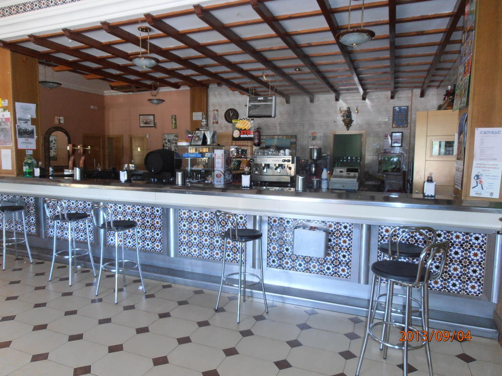 Hostal Restaurante Las Rejas Арчидона Экстерьер фото